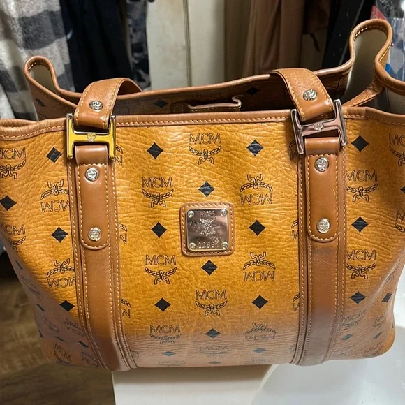 Mcm bag deals poshmark